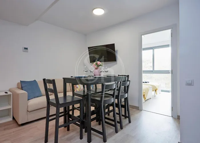 Comodo Apartamento En Diagonal